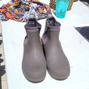 Ugg rain boots